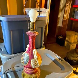 Vintage George & Martha Washington lamp